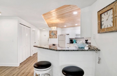 Orange Beach Condo | The Palms 602 | Updated 3BR Beach Front OBA Condo!