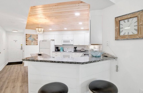 Orange Beach Condo | The Palms 602 | Updated 3BR Beach Front OBA Condo!