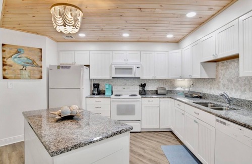Orange Beach Condo | The Palms 602 | Updated 3BR Beach Front OBA Condo!