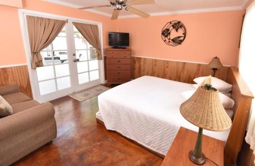Key West Historic District Hotel | The Palms Hotel