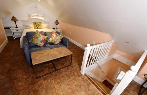 Key West Historic District Hotel | The Palms Hotel