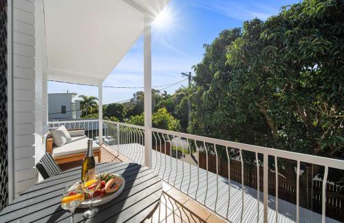 Coolum Beach House | The Palms in Coolum Beach - Pet Friendly & Pool