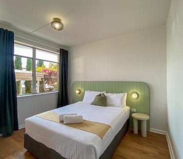 Wollongong CBD Hotel | The Palms Motel- Formerly Flinders Motel
