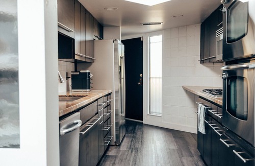 Phoenix College House | The Palms on 6th