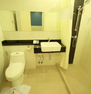 Phuket Hotel | The Palms Residence - SHA Extra Plus