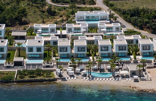Tkon Villa | The Palms Resort - Villa President Beach I