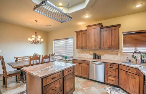Alamogordo House | The Palo Summary: Wel