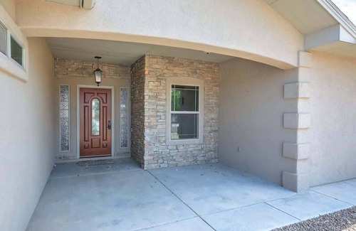 Alamogordo House | The Palo Summary: Wel