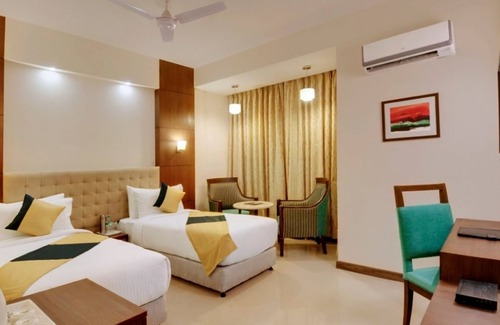 Nehru Place Hotel | The Pamposh New Delhi