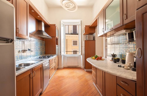 Rione VIII Sant'Eustachio Apartment | The Pantheon Terrace Experience