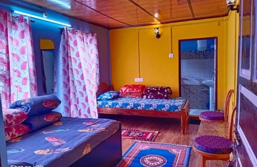Tukdah Forest House | THE PARADISE PALM HOMESTAY