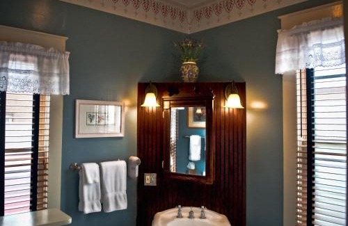 Downtown Santa Fe Bed & Breakfast | The Parador