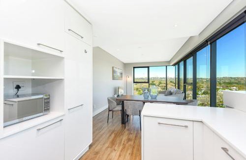 Greater Johannesburg Metropolitan Area Apartment | The Park Central Residence - WITH GENERATOR