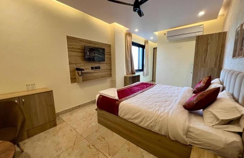Chandauli Hotel | The park green hotel & resort