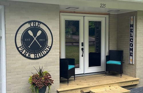 Fayetteville House | The Park House sleeps 9 comfortably. Come visit the NRGNP in Wild, Wonderful WV.