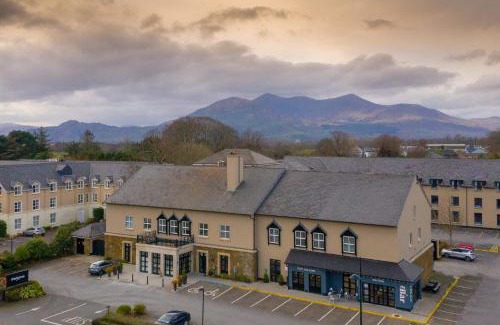 Killarney Hotel | The Parkavon Hotel