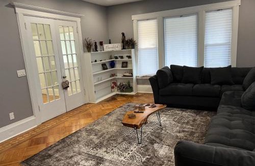 East Orange House | The Parkway 2