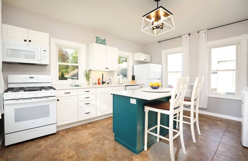 Oshkosh House | The Parkway Paddle: Walking distance to the lake