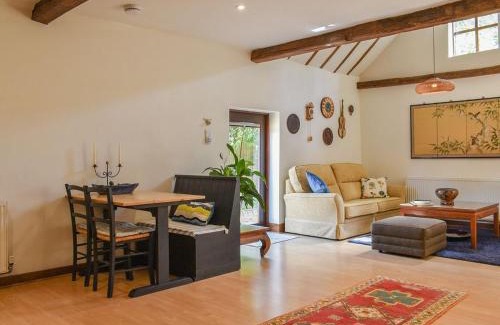 Hadlow Down House | The Parlour