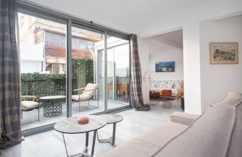 Monastiraki Apartment | The Parthenon View in the Historical Center!