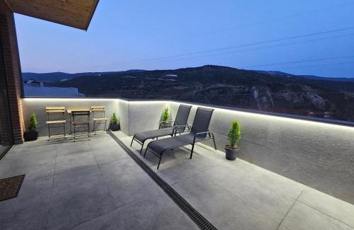 Saburtalo Apartment | The Passenger Rooms Apartment
