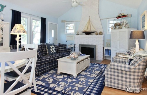 New Buffalo House | The paved house