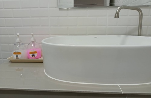Phetchaburi Hotel | The Peachhotel