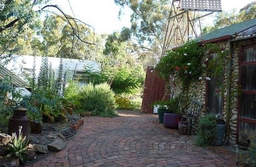 Tarnagulla Cottage | The Pebble House-Tarnagulla