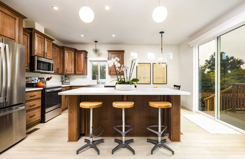 Toro Canyon Cottage | The Pelican Cottage- BRAND NEW Home w/Ocean & Mountain Views