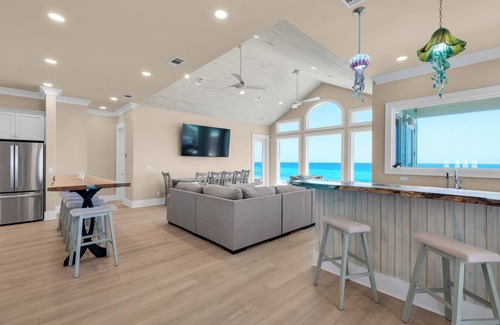 Navarre Beach House | The Pelican Dive | 🏖️ Beachfront Luxury + Pets Welcome + Epic Sunsets