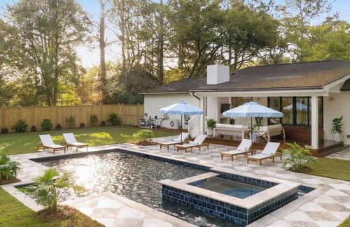 Mount Pleasant House | The Pelzer House