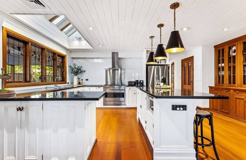 Mount Martha House | The Peninsula Chateau | Lodge-Inspired Luxury