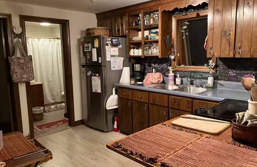 Stockton Springs Apartment | The Penobscot River Guesthouse - A Charming space with AC/Wifi/Riverview&access