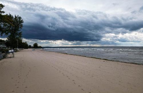 Sylvan Beach House | " The Penthouse" Historic Oneida Lakefront Condo 5