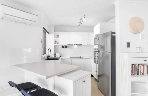 Mooloolaba Condo | The Penthouse - Luxury Rooftop Living | Minutes from the Beach
