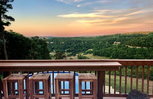 Mt. Sherman House | The Perch Family Cabin|Sleeps 18 |Pool + Hot tub with a View