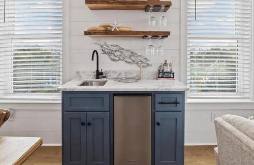 Fort Morgan House | The Perch
