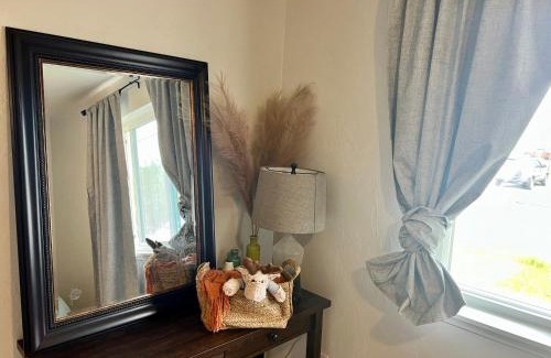 Fairbanks Apartment | The Perfect 3 Bedroom Apartment - Central location