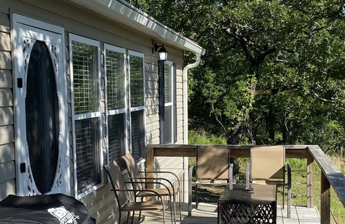 Cookson House | The Perfect Couples Retreat 2 miles from Snake Creek Marina at Lake Tenkiller!!