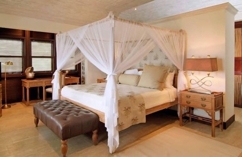 Carenage Villa | The Perfect Essence of Tropical Living