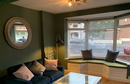 Belfast House | The perfect place - Belfast BT9 Sleeps 6