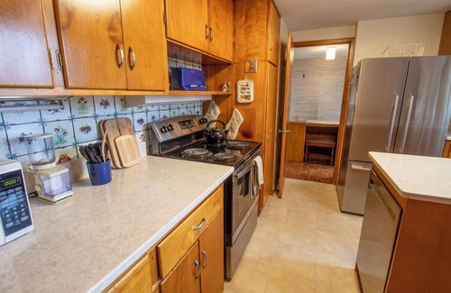 Dune Acres House | The perfect wooded retreat for artists, writers, readers, and beach lovers.