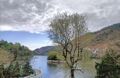 Bhimtal House | The Periwinkle Homestay Bhimtal
