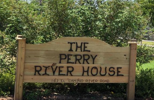 Bastrop Bed & Breakfast | The Perry Riverhouse