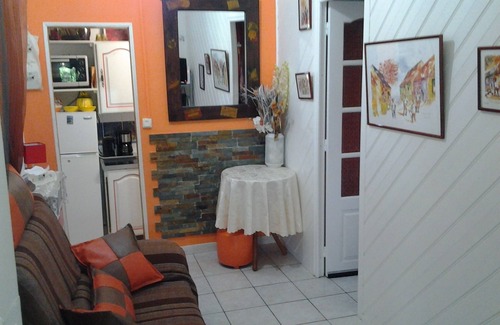 Le Lamentin Cabin | The "Petit Pavillon * classified furnished with 3-star tourism" swimming pool -spa- wifi-