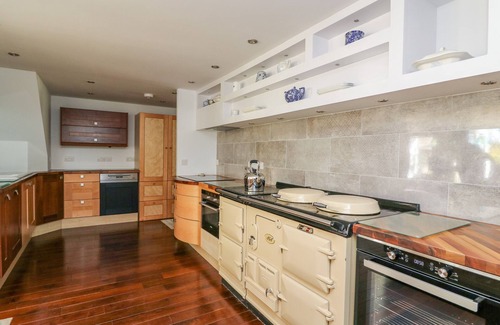 Builth Wells Cottage | THE PHEASANTRY, pet friendly, luxury holiday cottage in Builth Wells
