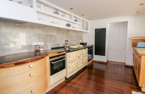 Builth Wells Cottage | THE PHEASANTRY, pet friendly, luxury holiday cottage in Builth Wells