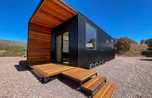 Canon City Cabin | The Phoenix Summary: