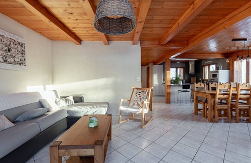 Les Villards-sur-Thones Apartment | The PICAILLONS - The Gîte