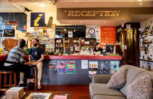 Hobart Central Business District Hostel | The Pickled Frog
